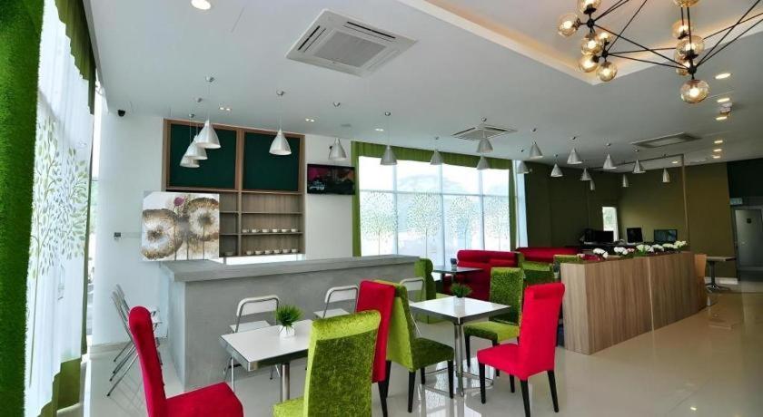 Le Garden Hotel Kota Kemuning Shah Alam Exterior foto